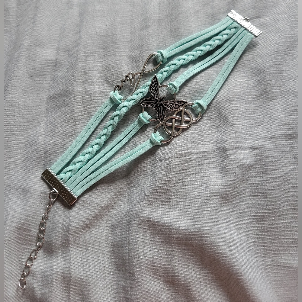 NWOT/Bohemian aquamarine love Bracelet